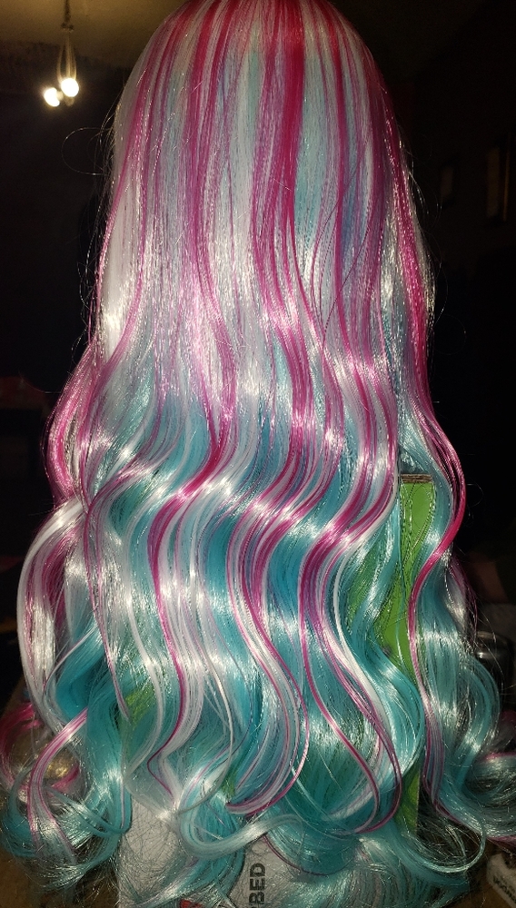 Colorful Wig - Picture 7 of 8
